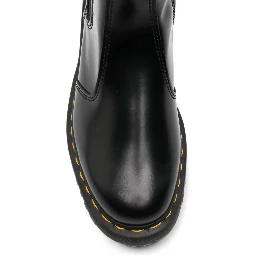 DR MARTENS Boots