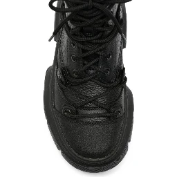 DR MARTENS Boots