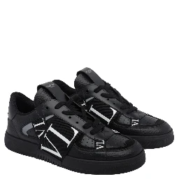 Valentino Garavani Sneakers Black