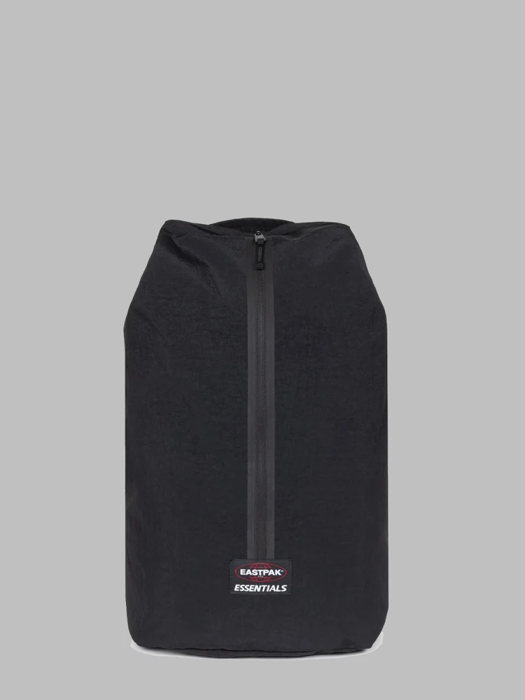 Zaino "Essentials"