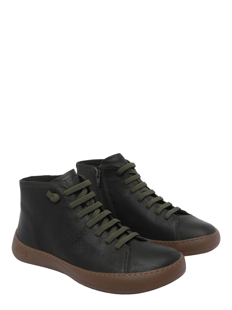 Camper Flat shoes alternative