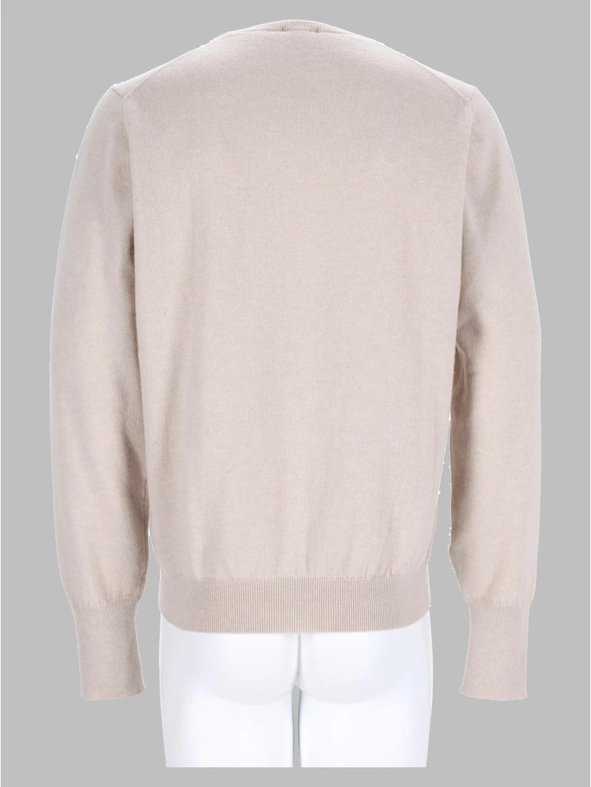 round neck sweater