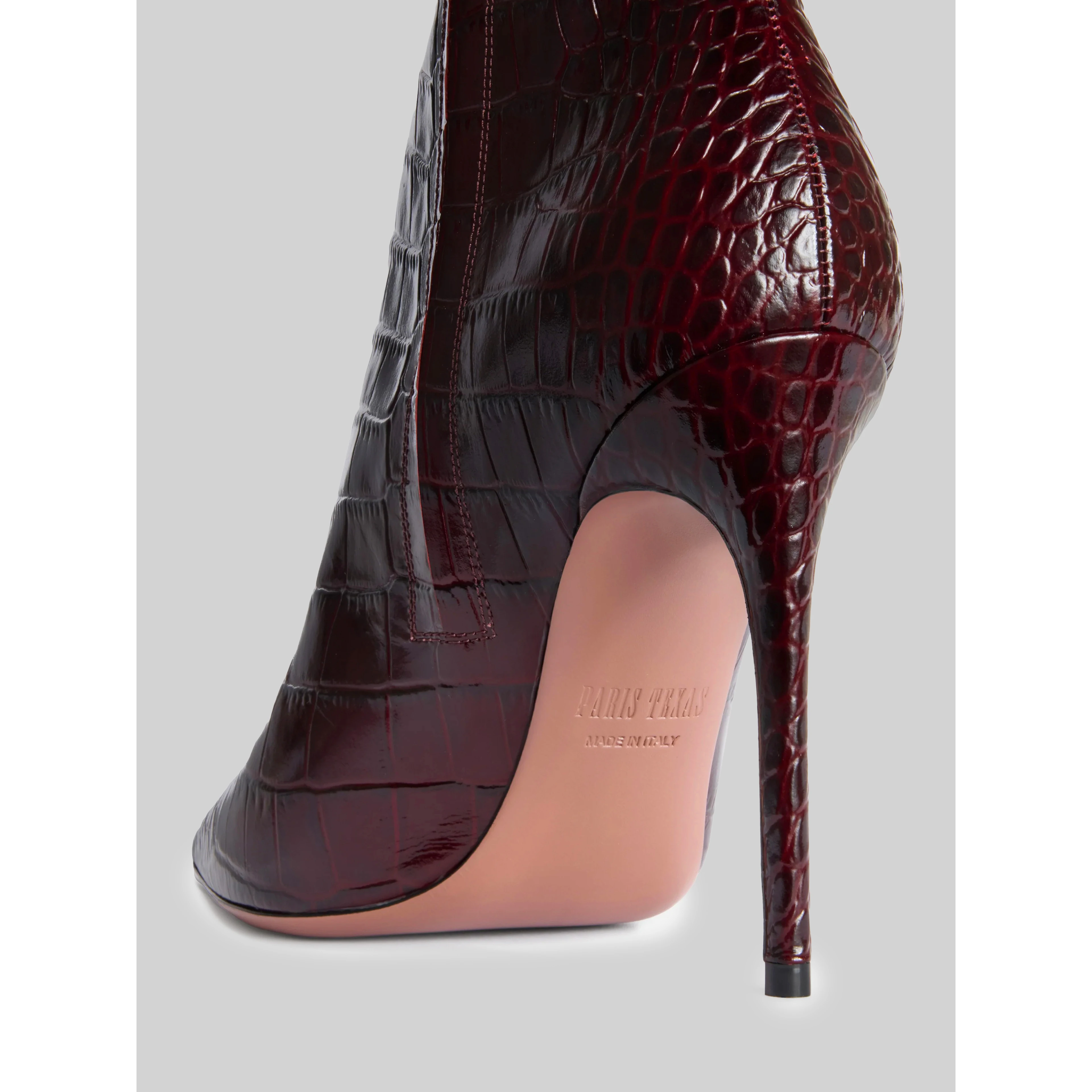 Vera 105 Rouge Noir ankle boots