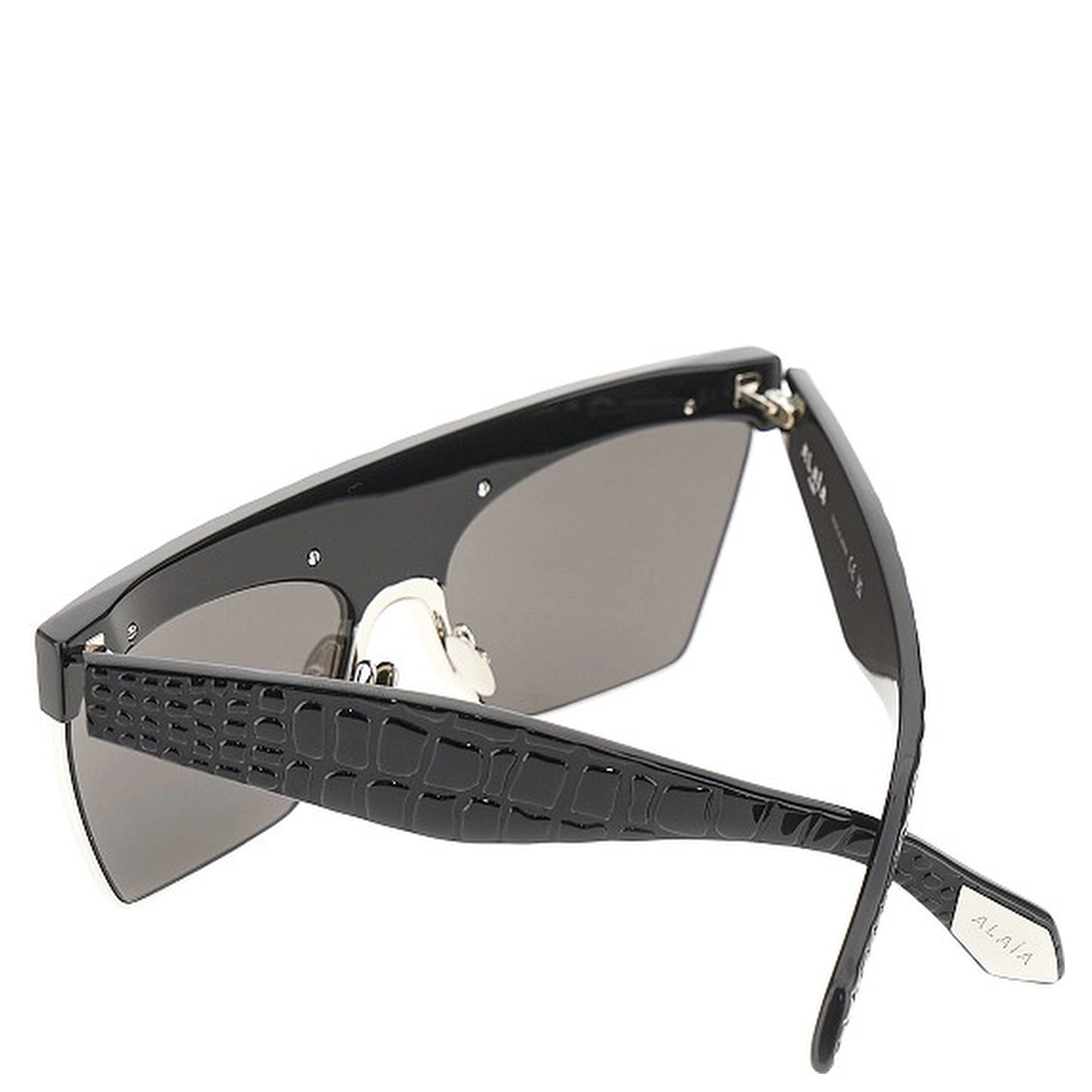 Croco-effect sunglasses
