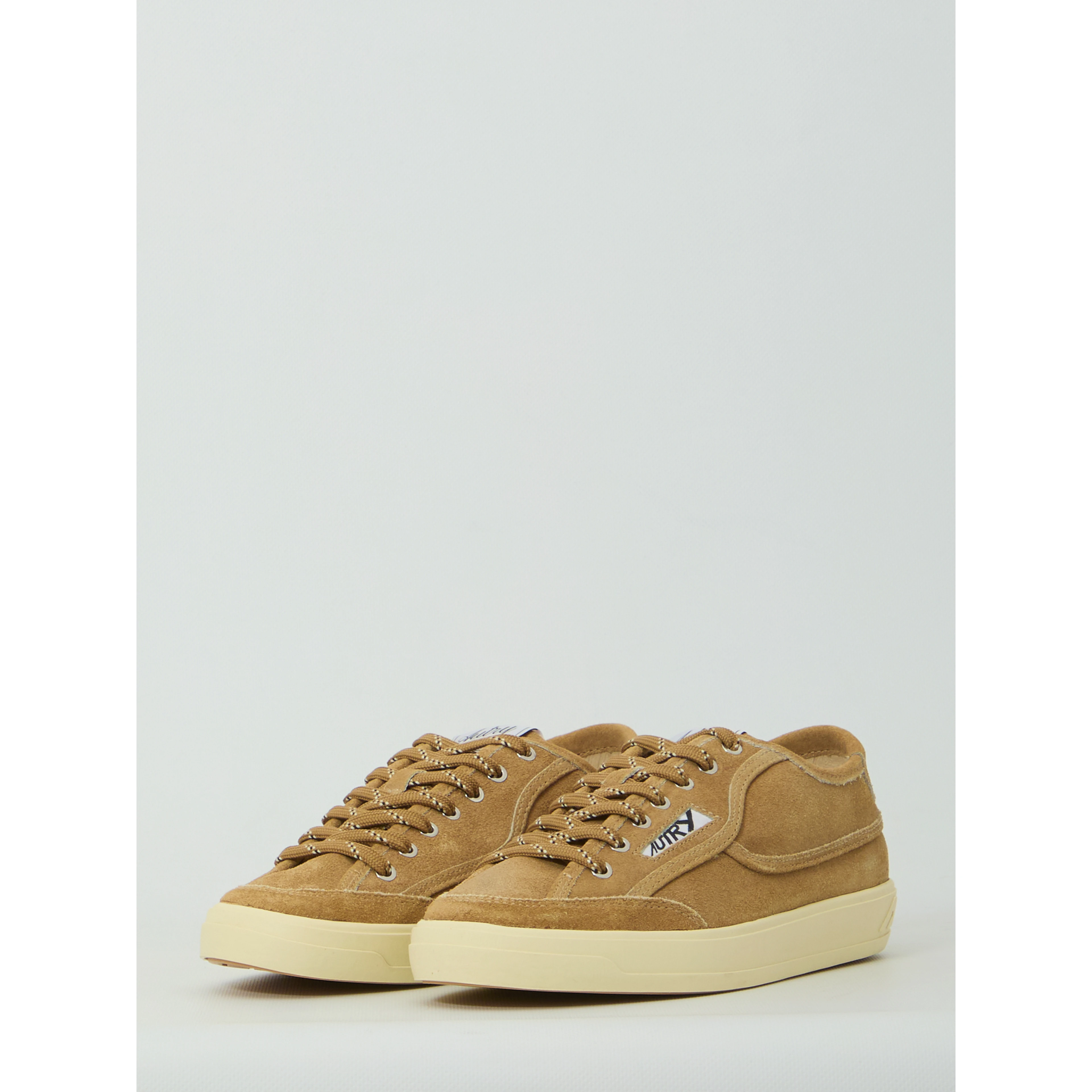 Windscape low sneakers in suede foam