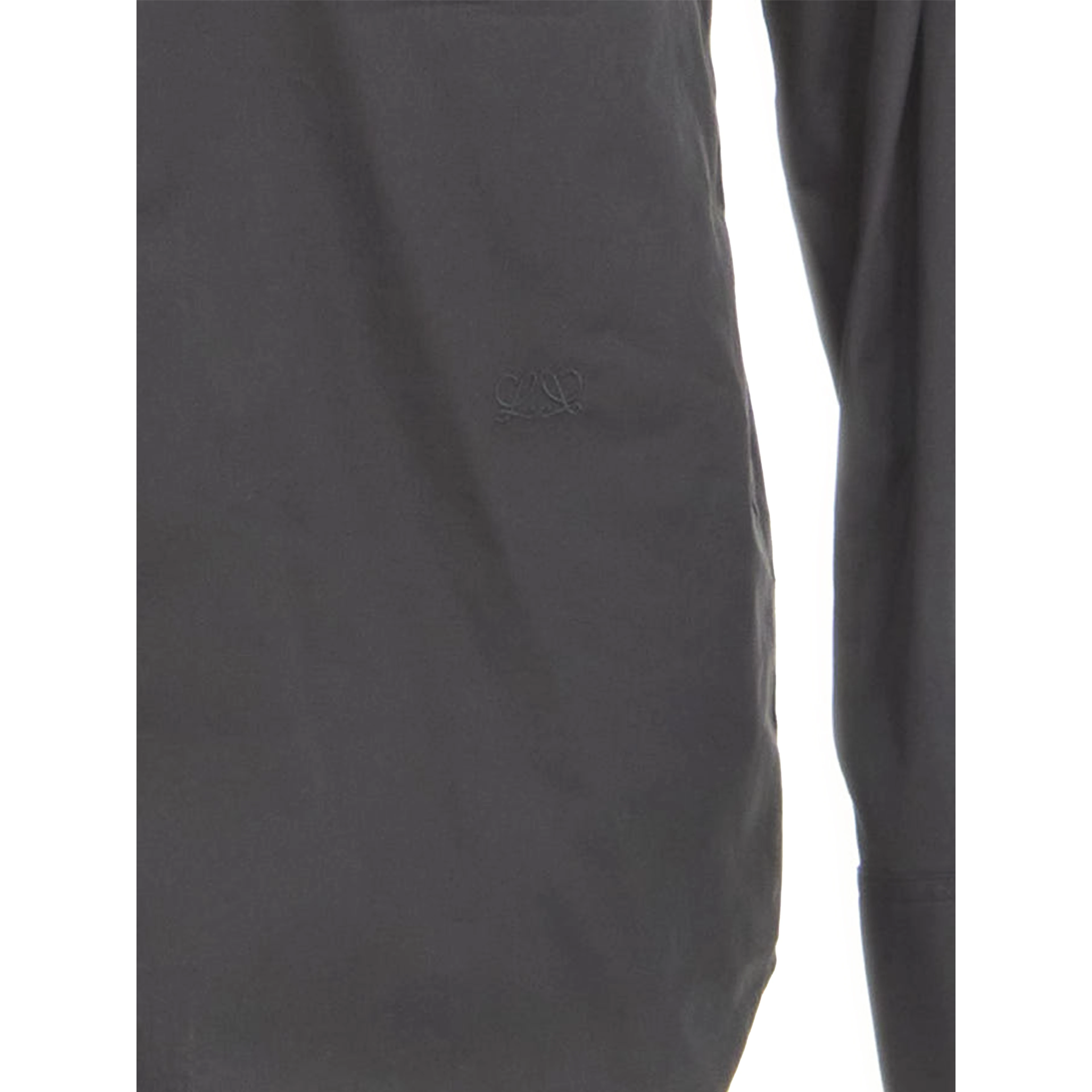 Slim black shirt
