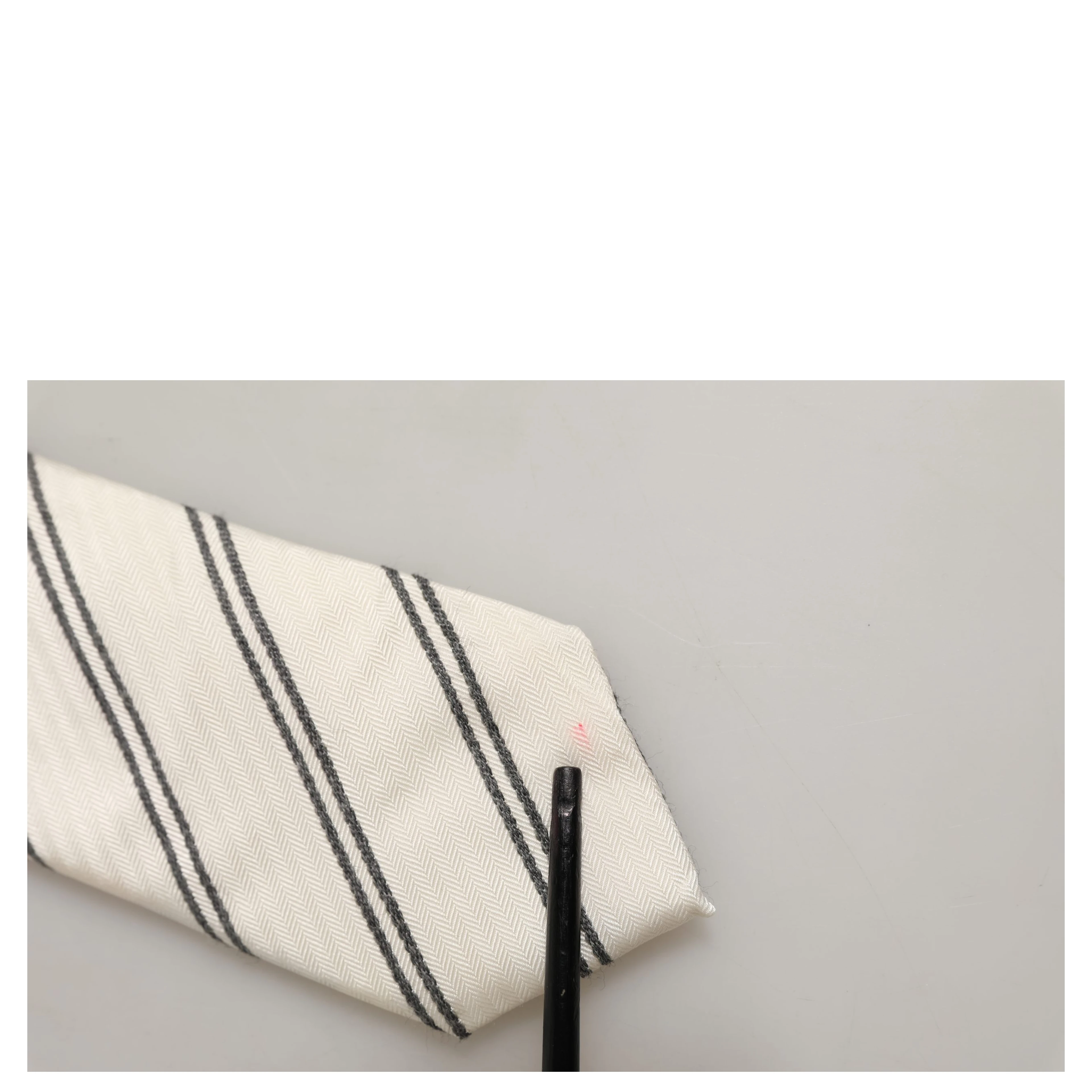 Men Off White Silk Stripes Adjustable Tied Necktie Tie