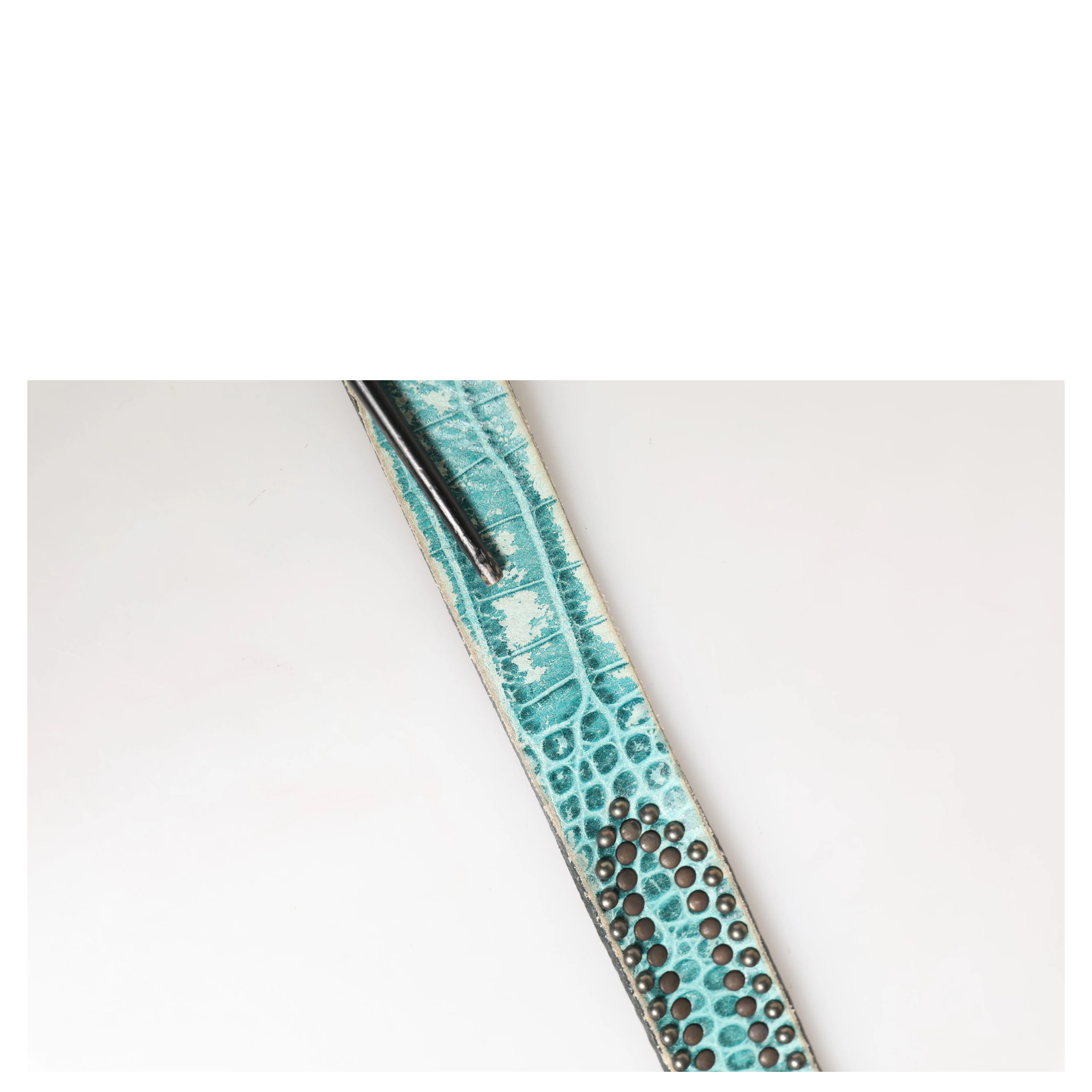 Women Green Leather Croco Print Studded Belt