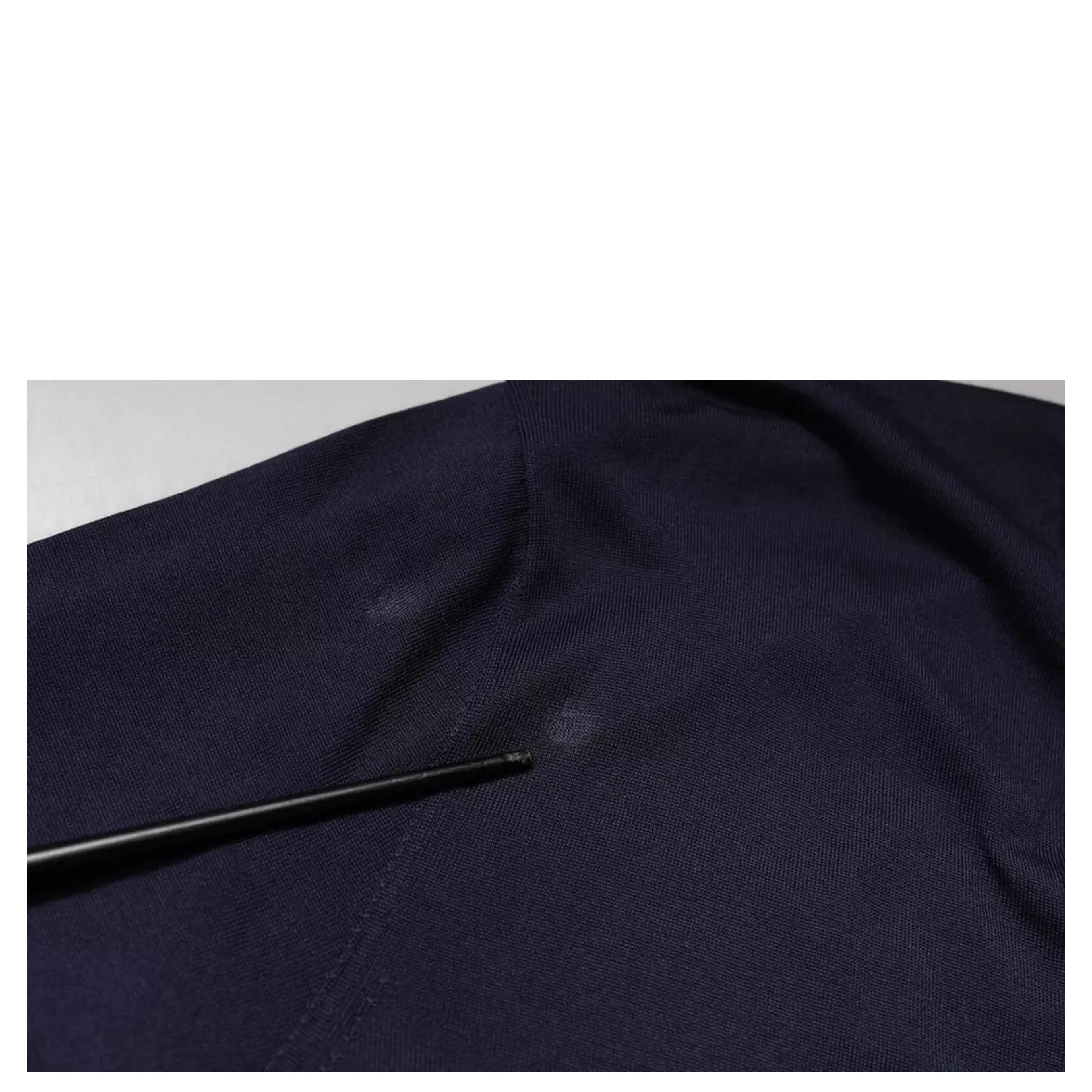 Navy Blue Silk V-neck Pullover Sweater