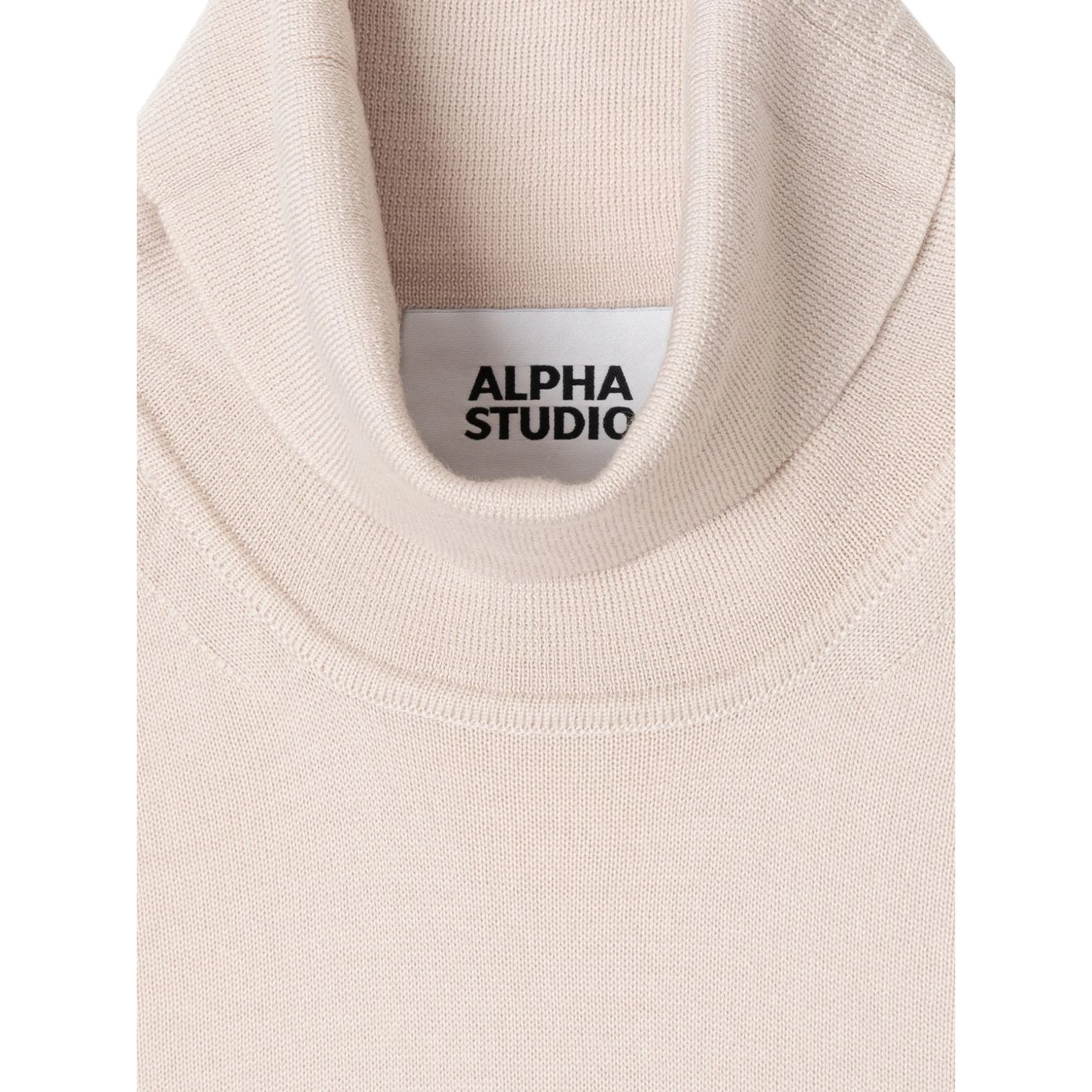 Alpha studio Sweaters