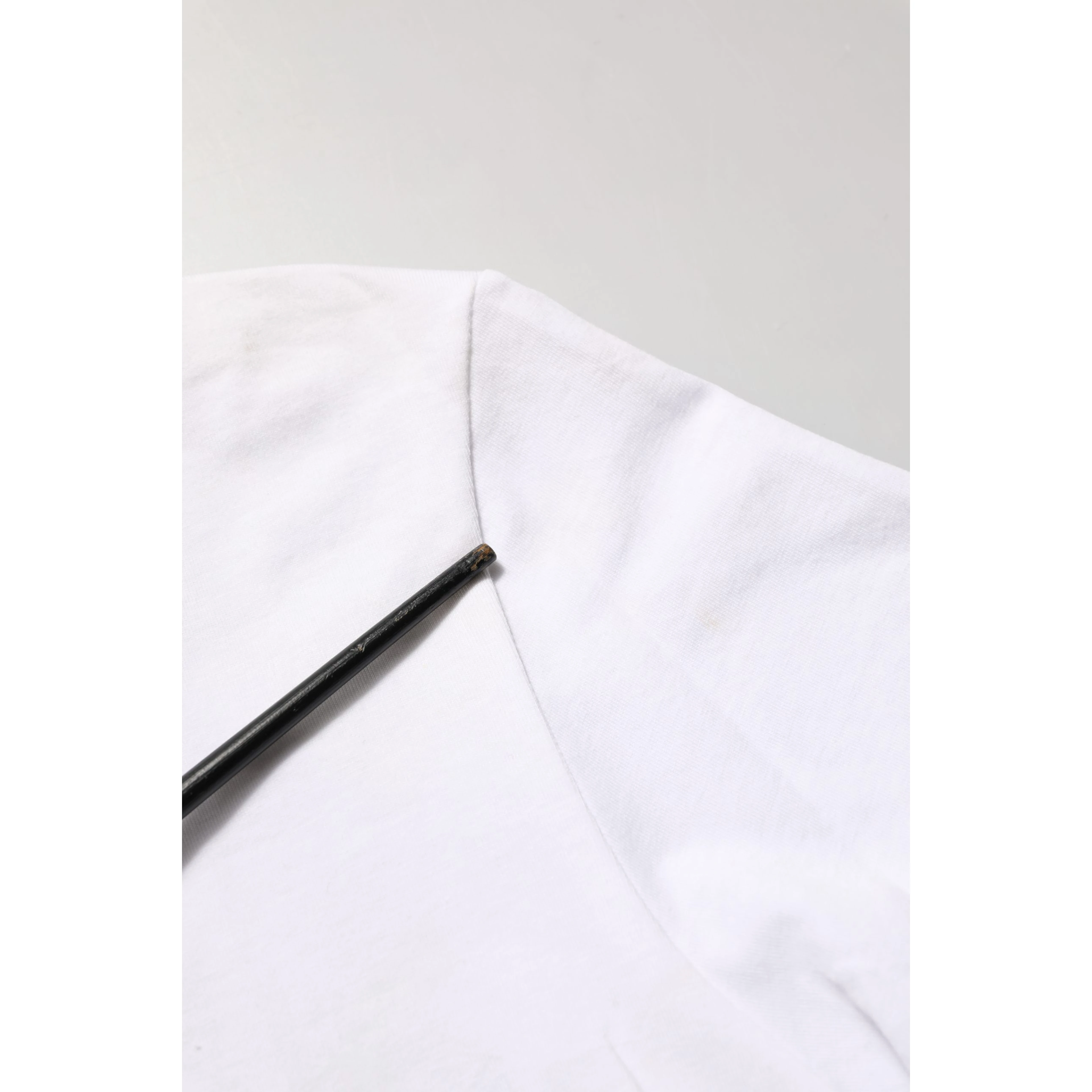 White Crew Neck Short Sleeves Embellished T-shirt