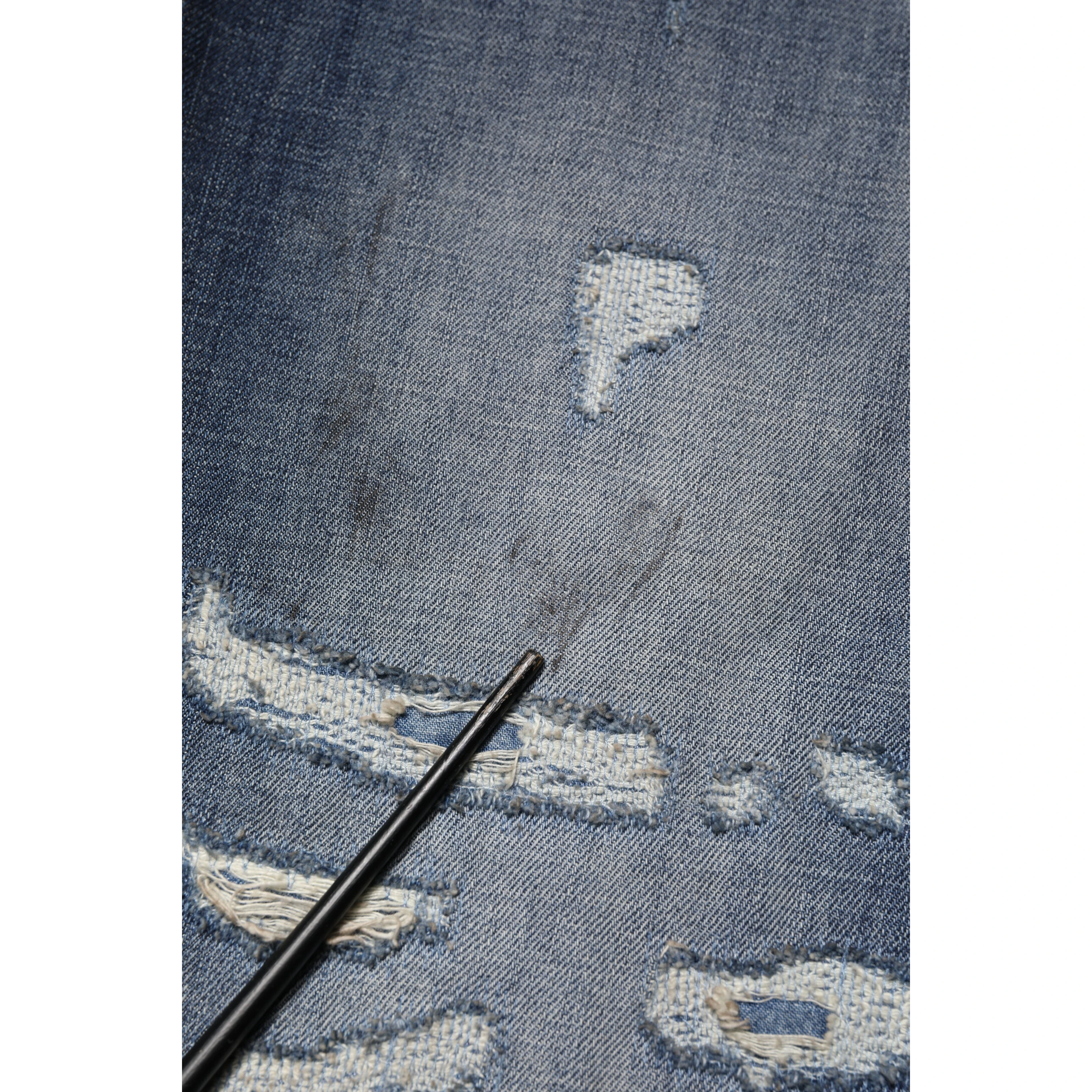 Blue Washed Tattered Cotton Men Jeans