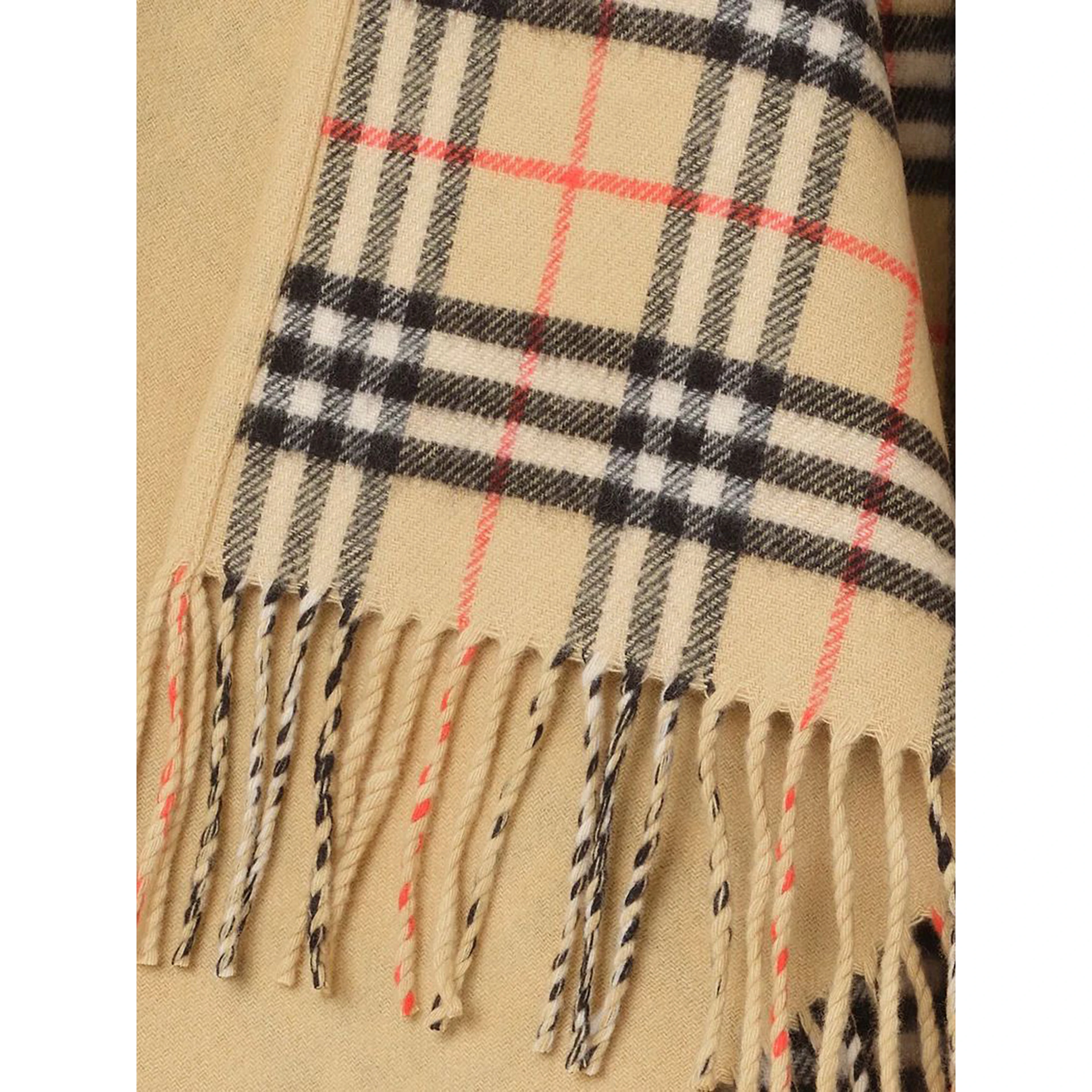 BURBERRY cape