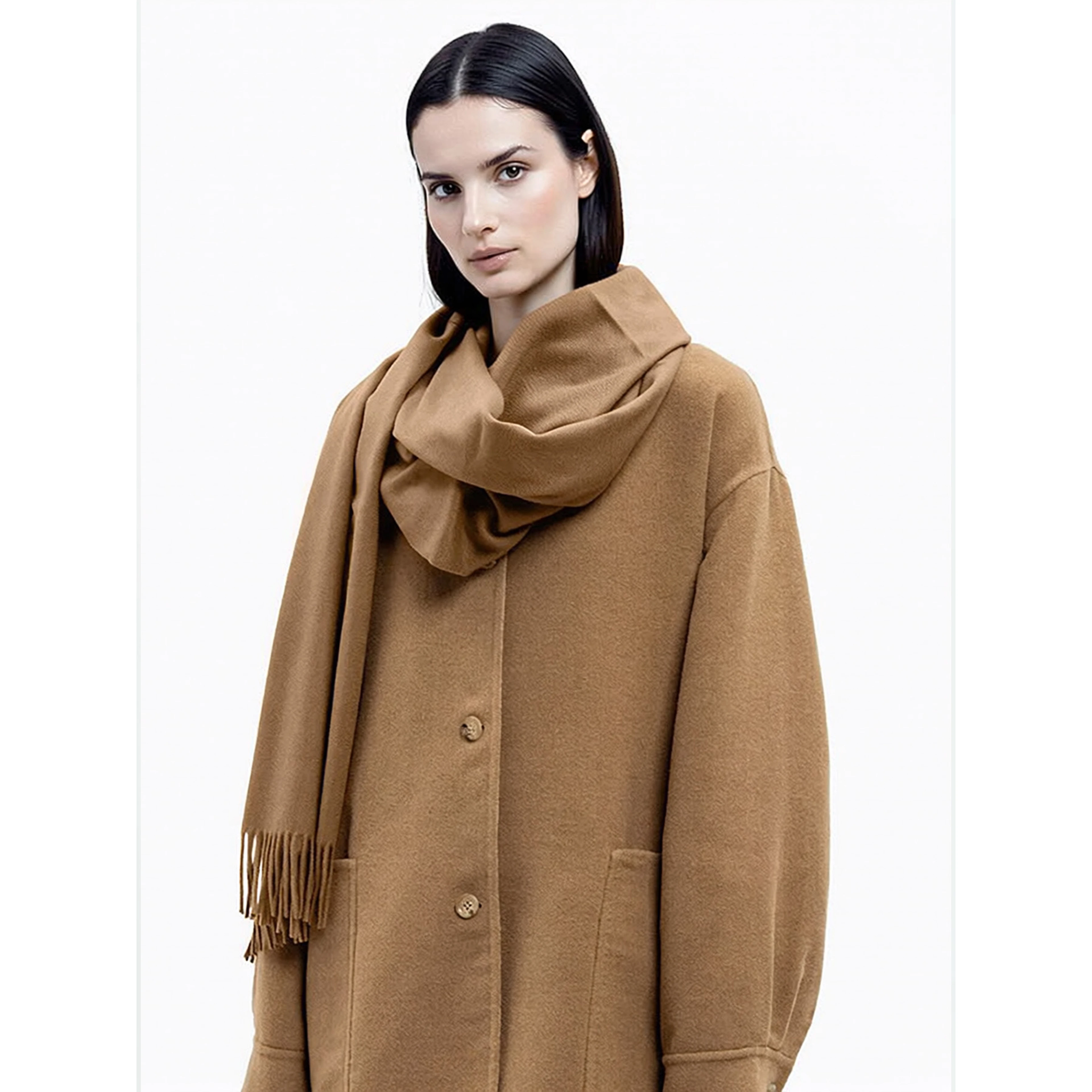 MAX MARA THROWS A SCARF