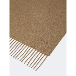 MAX MARA THROWS A SCARF
