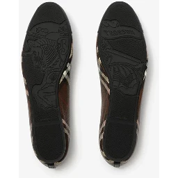 BURBERRY ballet flats