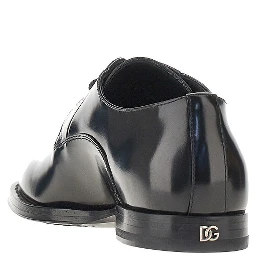 Spazzolato leather laced shoes