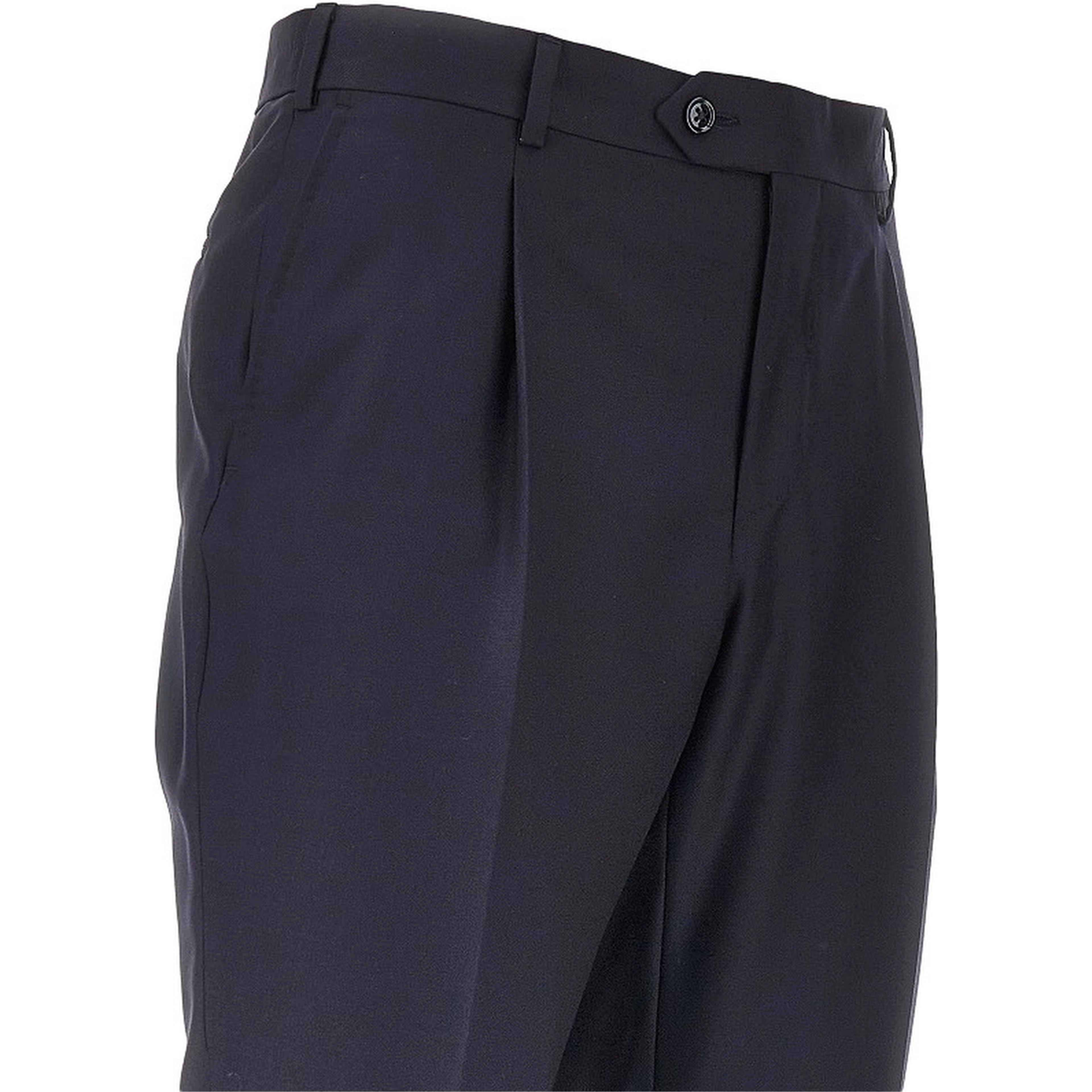 Tailor Fit wool pants with dart