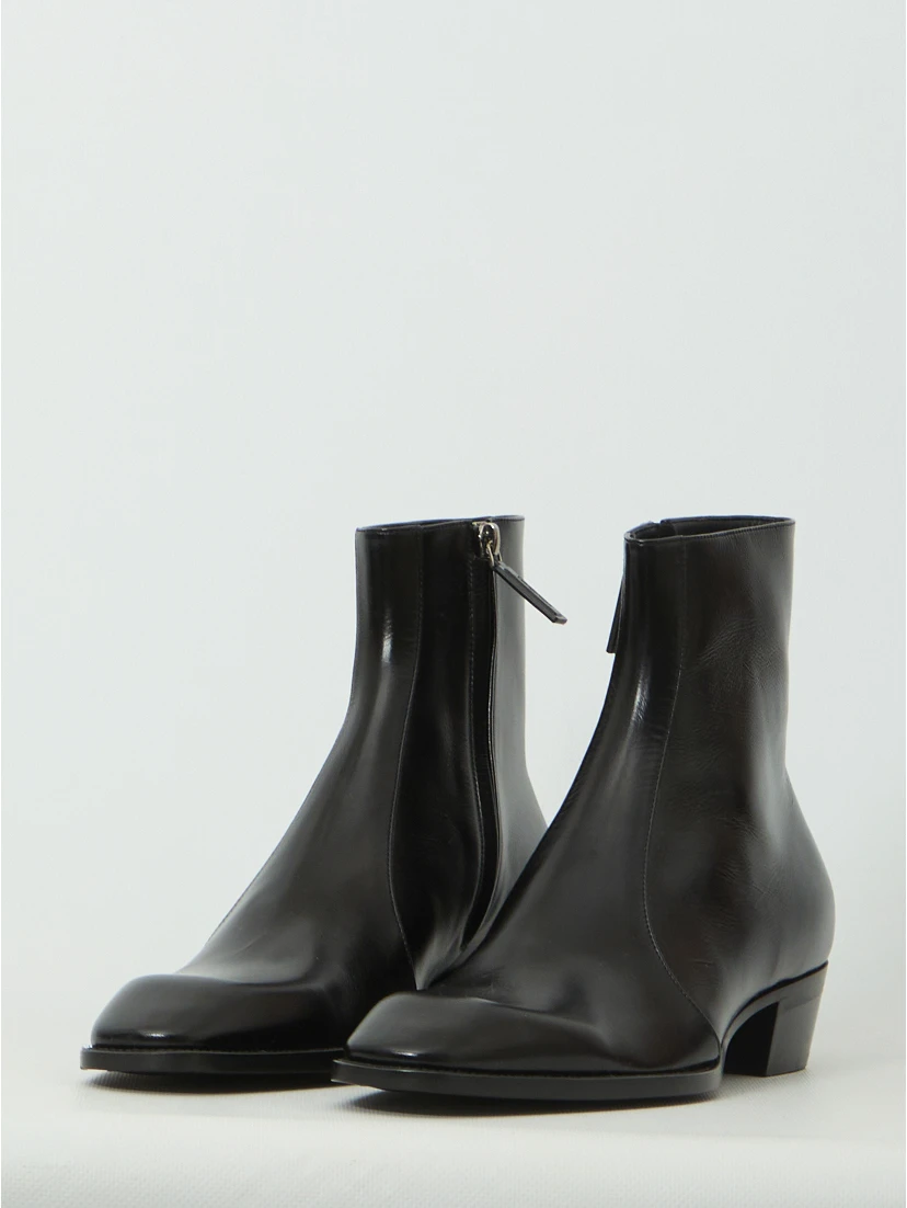 Black Aurelien boots