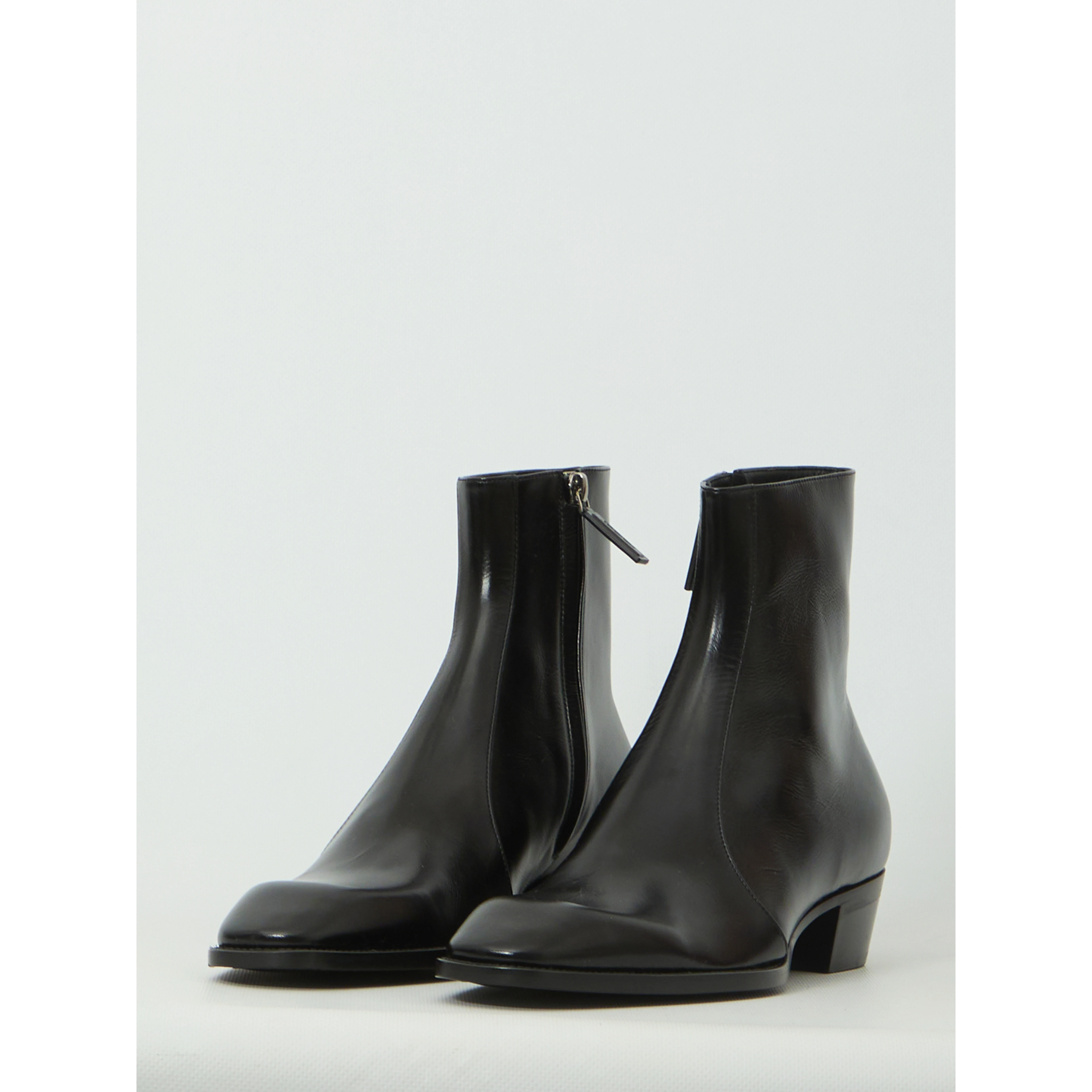Black Aurelien boots