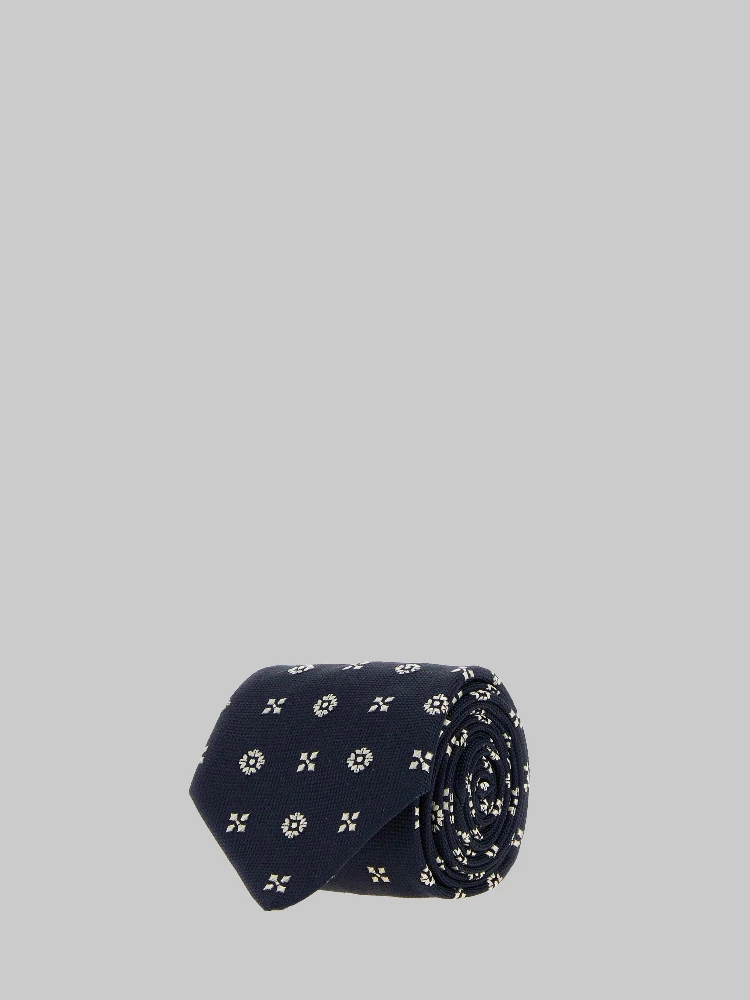 Tie with small embroideries alternative