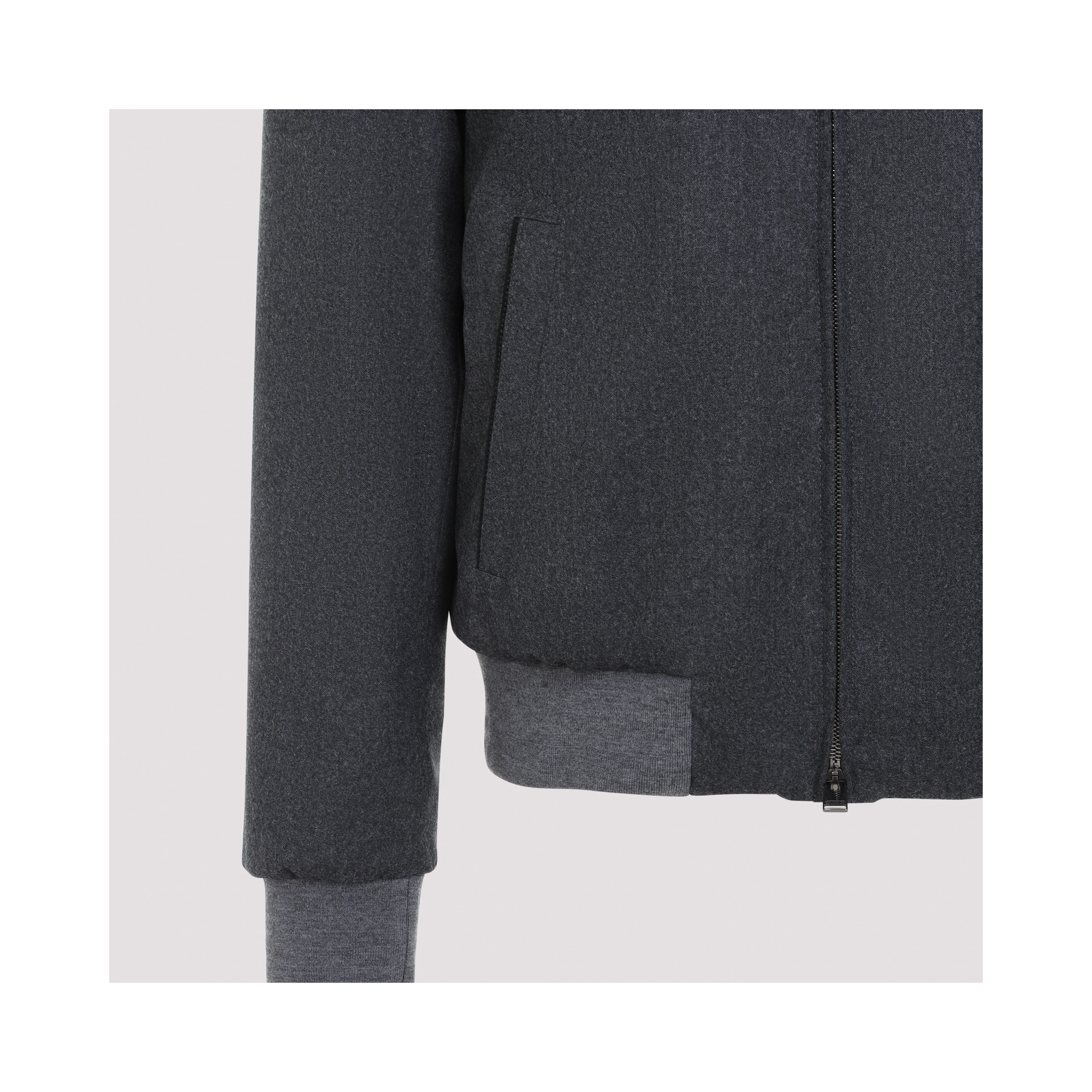 BOMBER JACKET