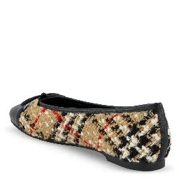 Burberry Flat shoes Beige