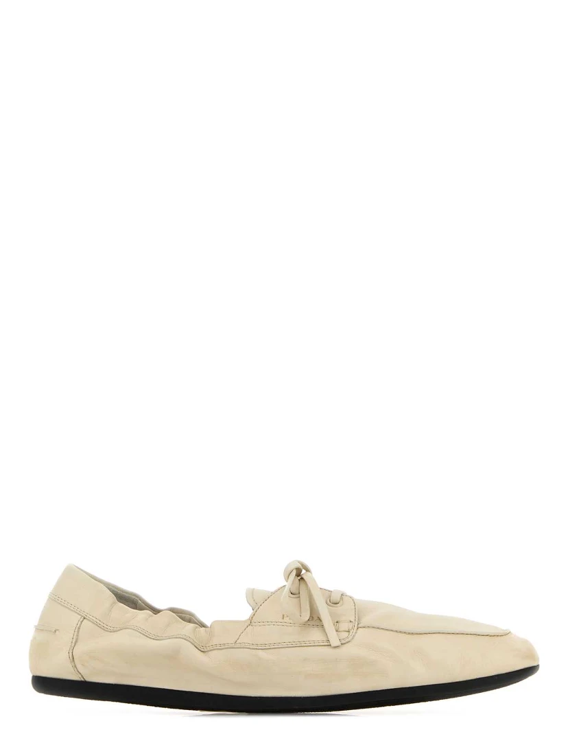LACED SHOES