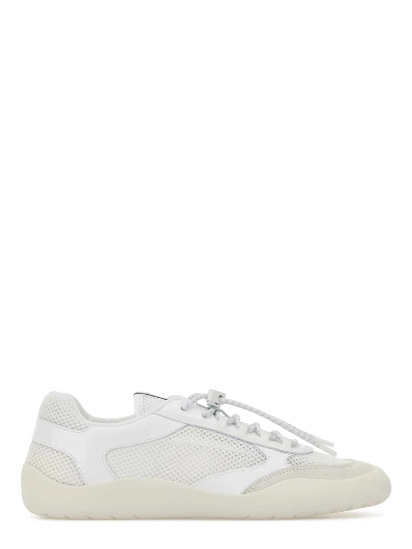 LACED SHOES