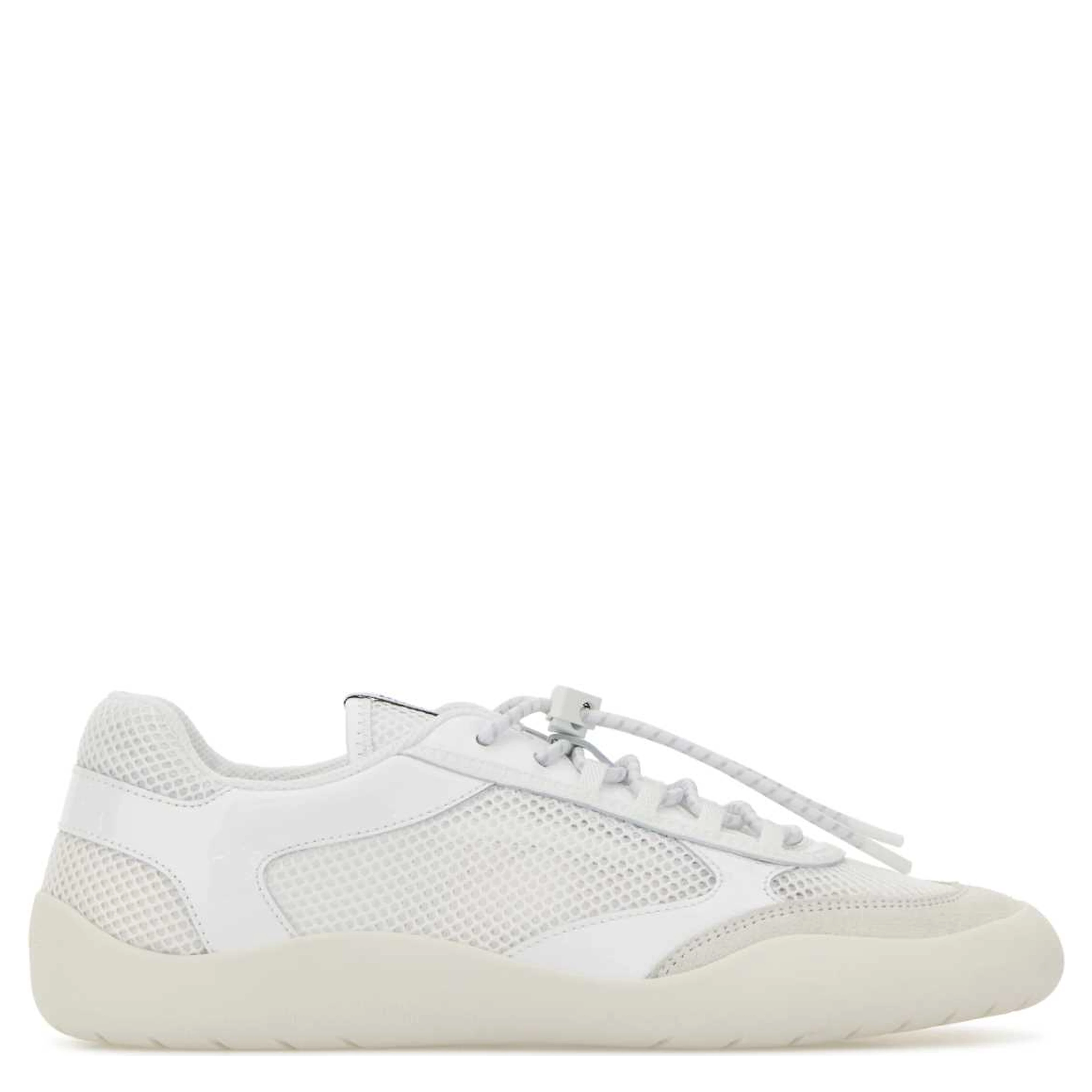 LACED SHOES