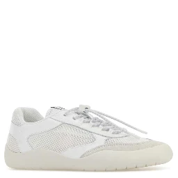LACED SHOES