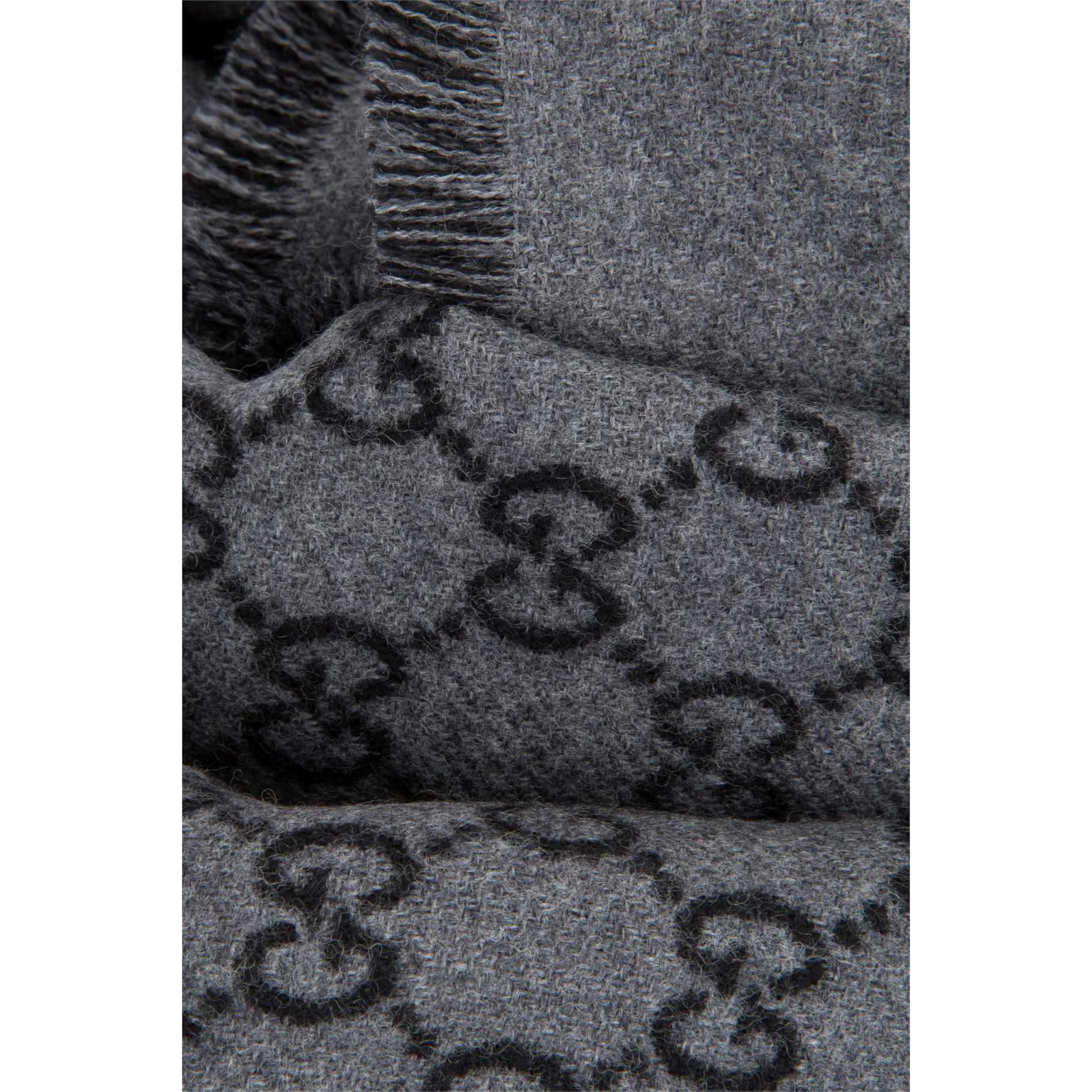 FOULARD