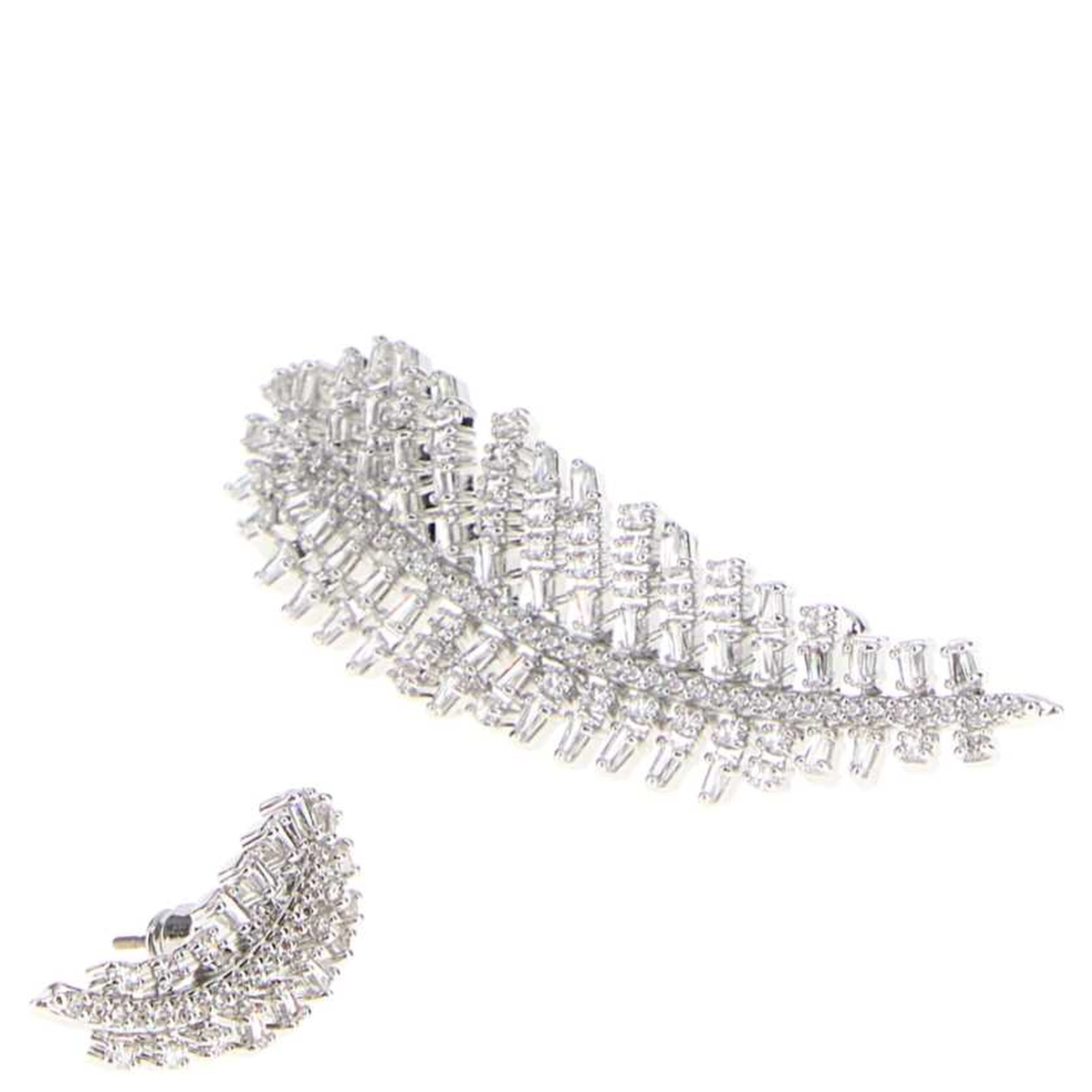 VIENNA:PE FEATHER WHITE/RHS