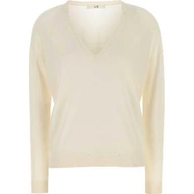 V-NECK SWEATER