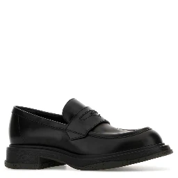 LEATHER UPPER AND RUBBER SOLE MOCCASIN