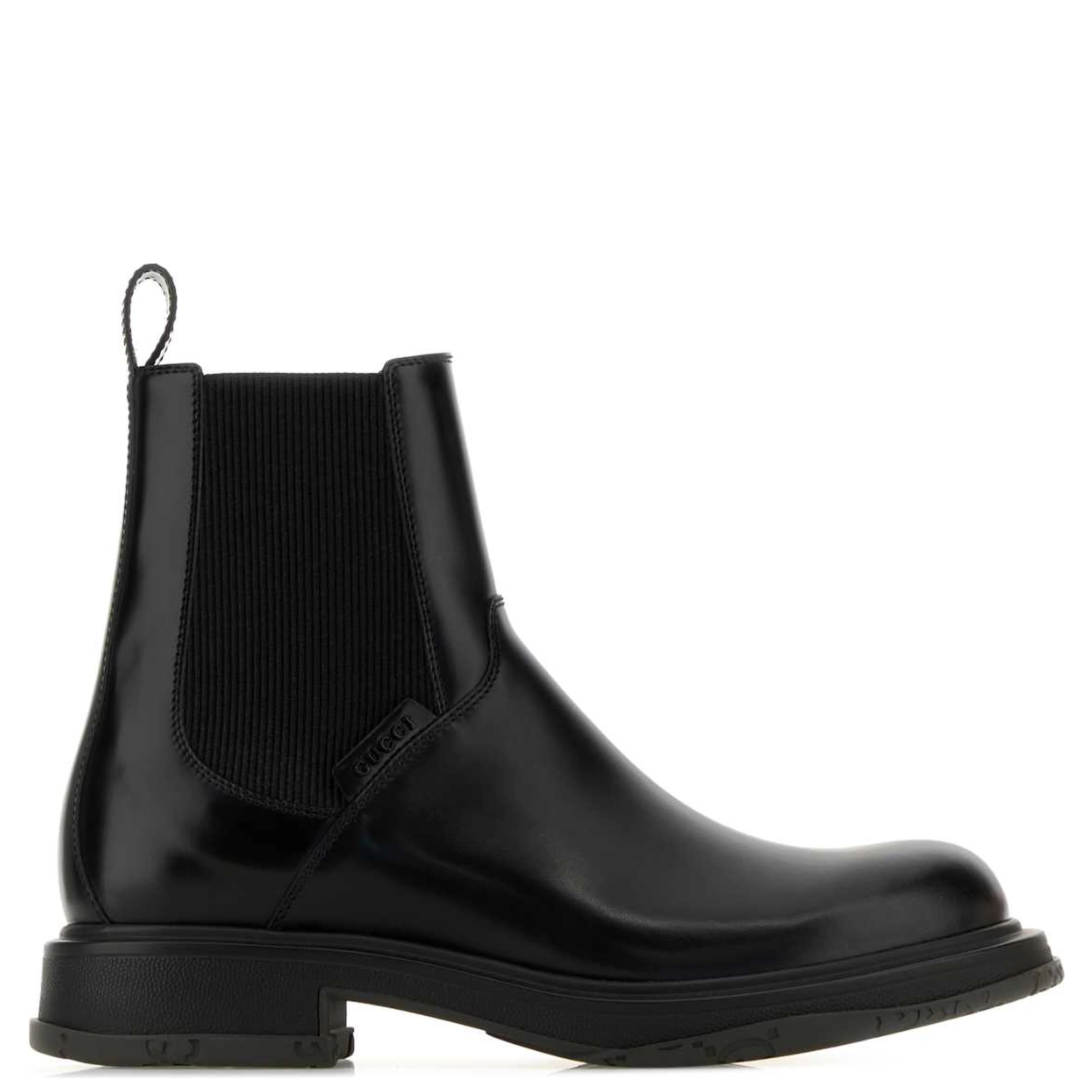 LEATHER UPPER AND RUBBER SOLE BOOTIE