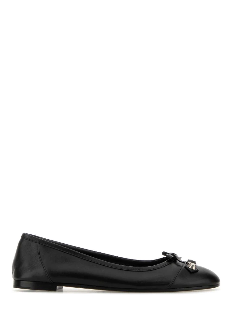 CITY UPT. FLAT L005