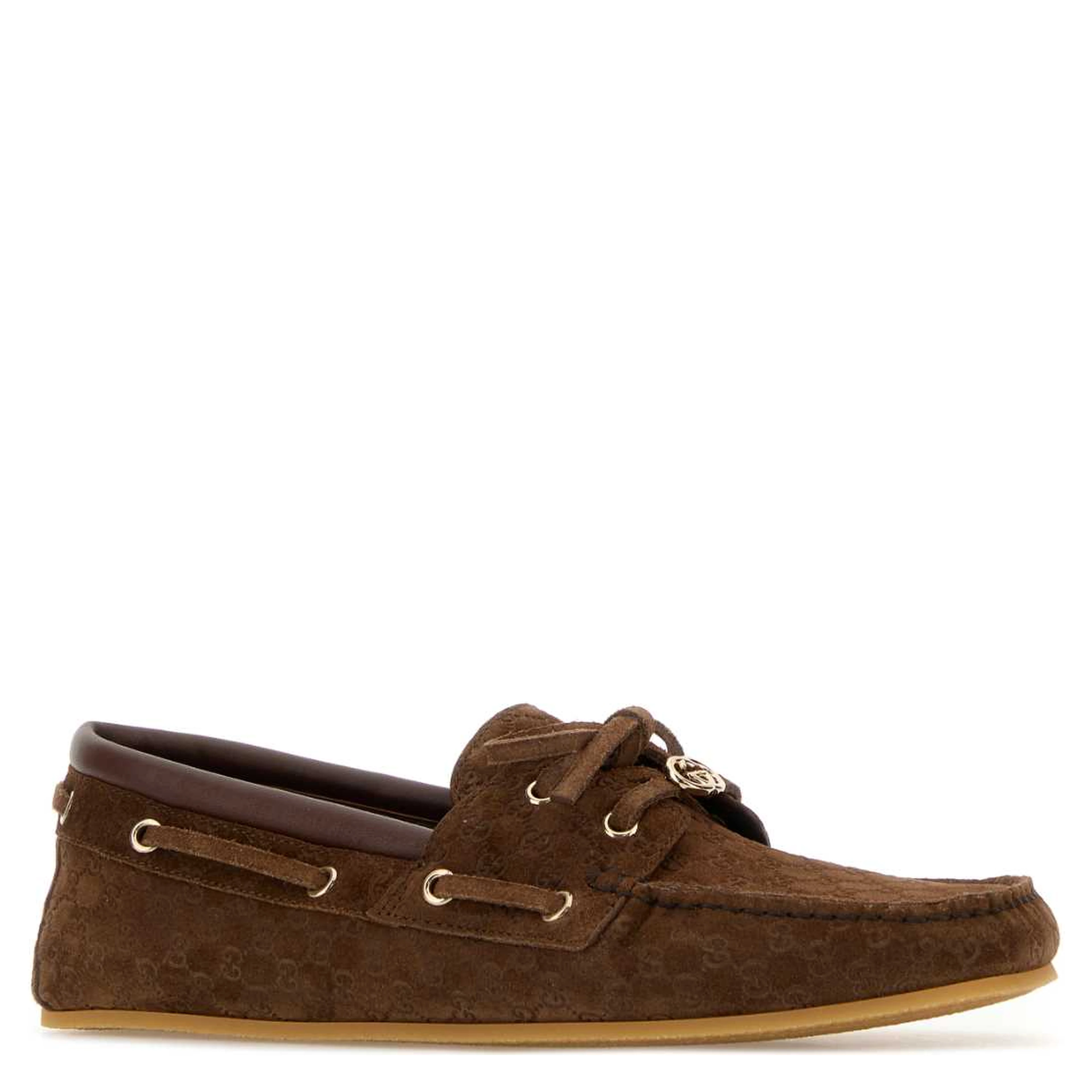 LEATHER UPPER AND RUBBER SOLE MOCCASIN