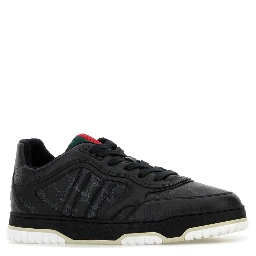 LEATHER UPPER AND RUBBER SOLE SNEAKER