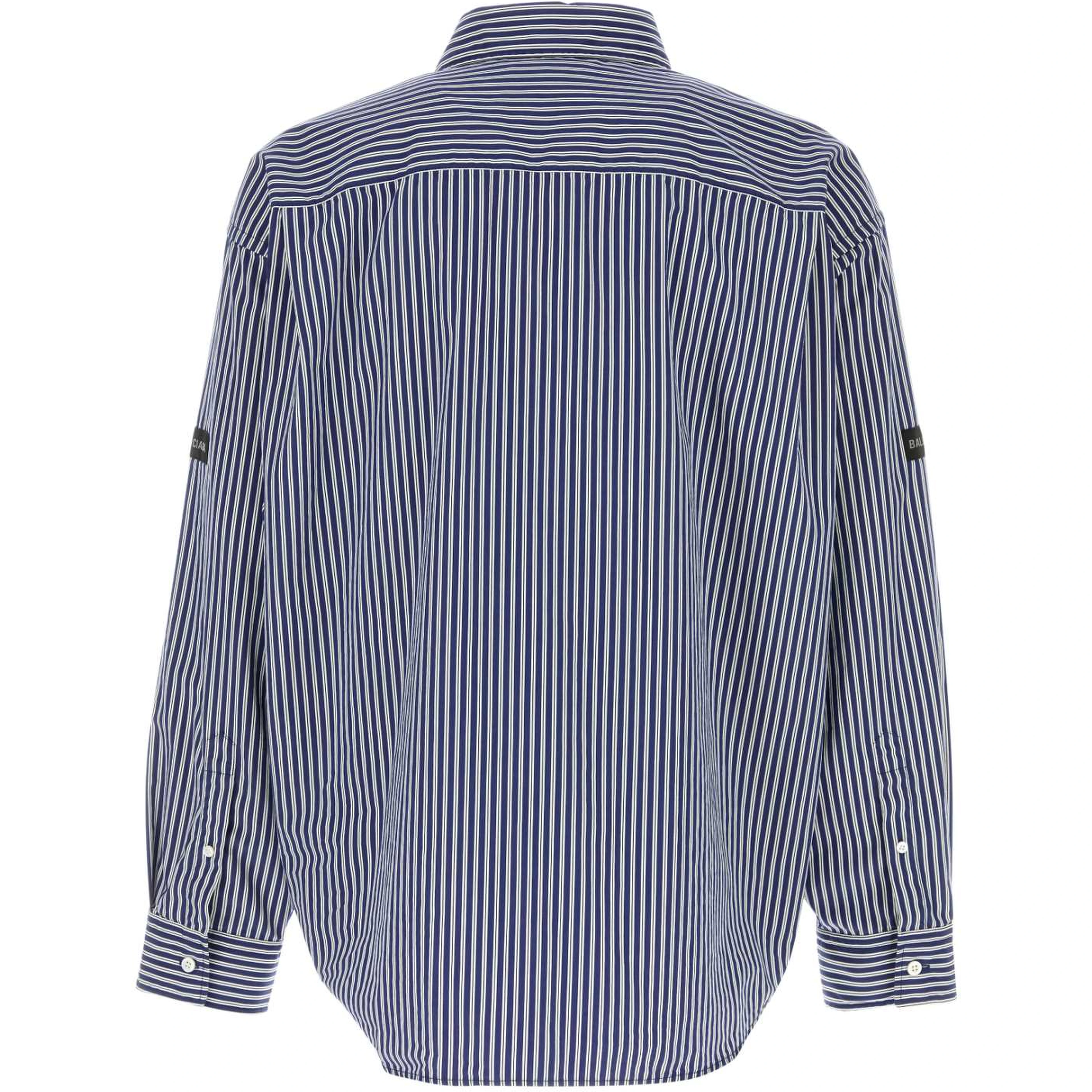 OVERSIZED SHIRT