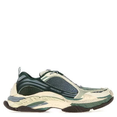 TRIPLE S 2