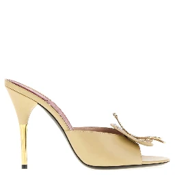 SLIDE | FLUTTERBY | T. 10