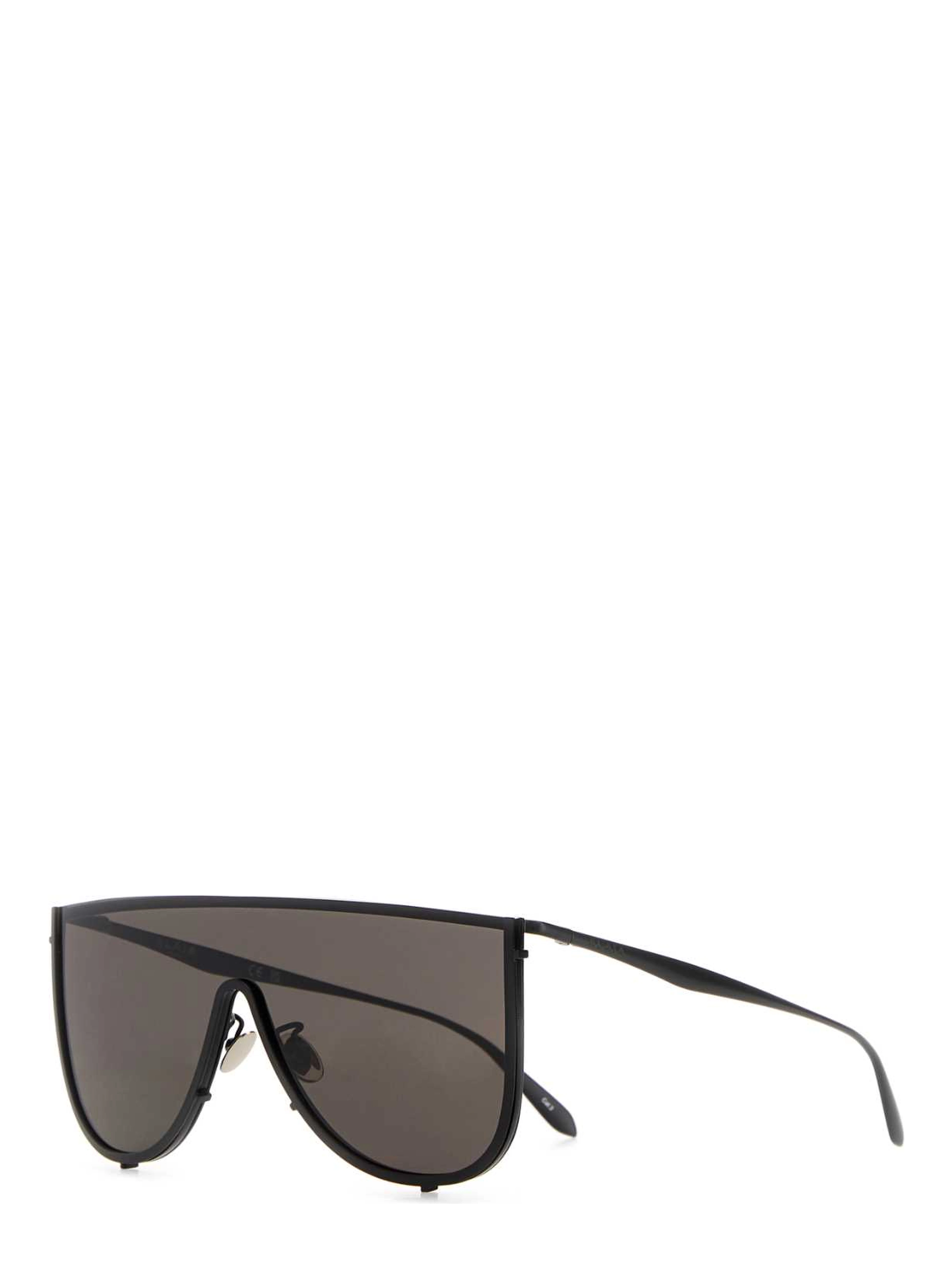 SUNGLASS