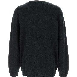 ROUND NECK SWEATER
