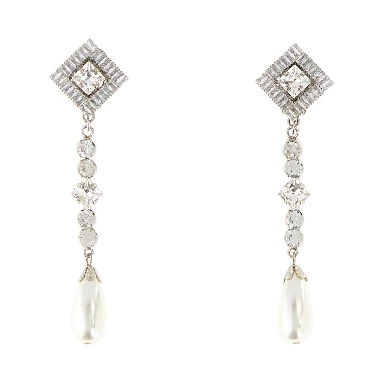 CRYSTAL EARRING WITH PENDANT PEARL