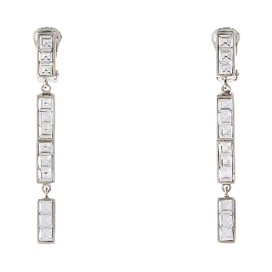 CRYSTAL PENDANT EARRINGS