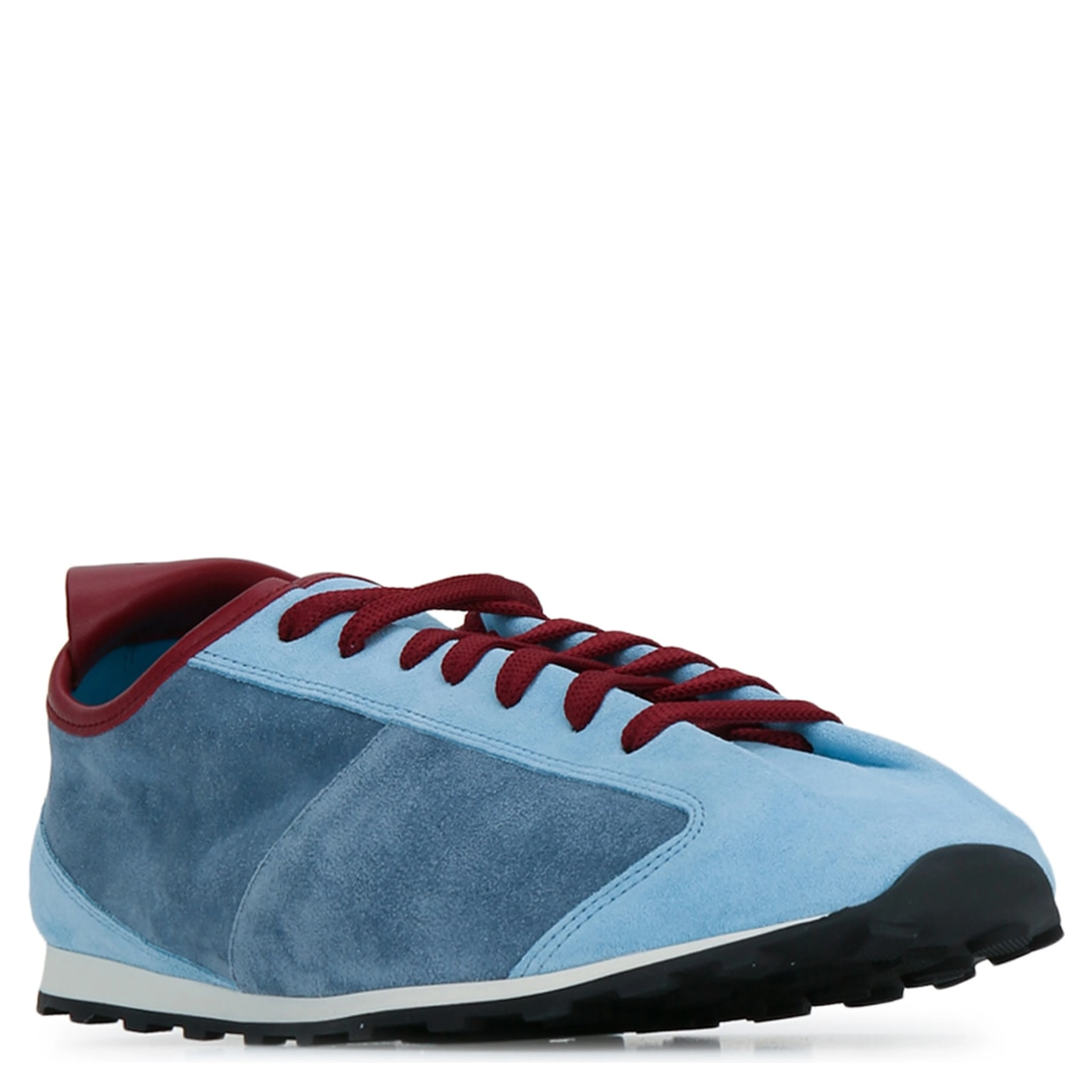 LES TENNIS