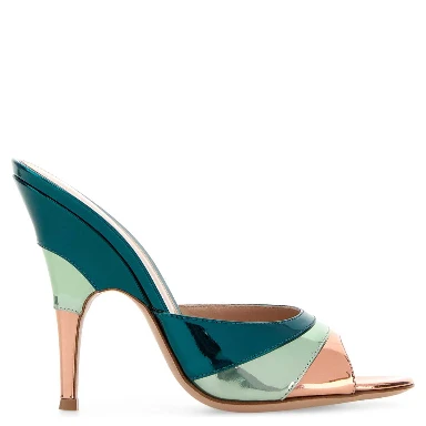 SCARPE CON TACCO