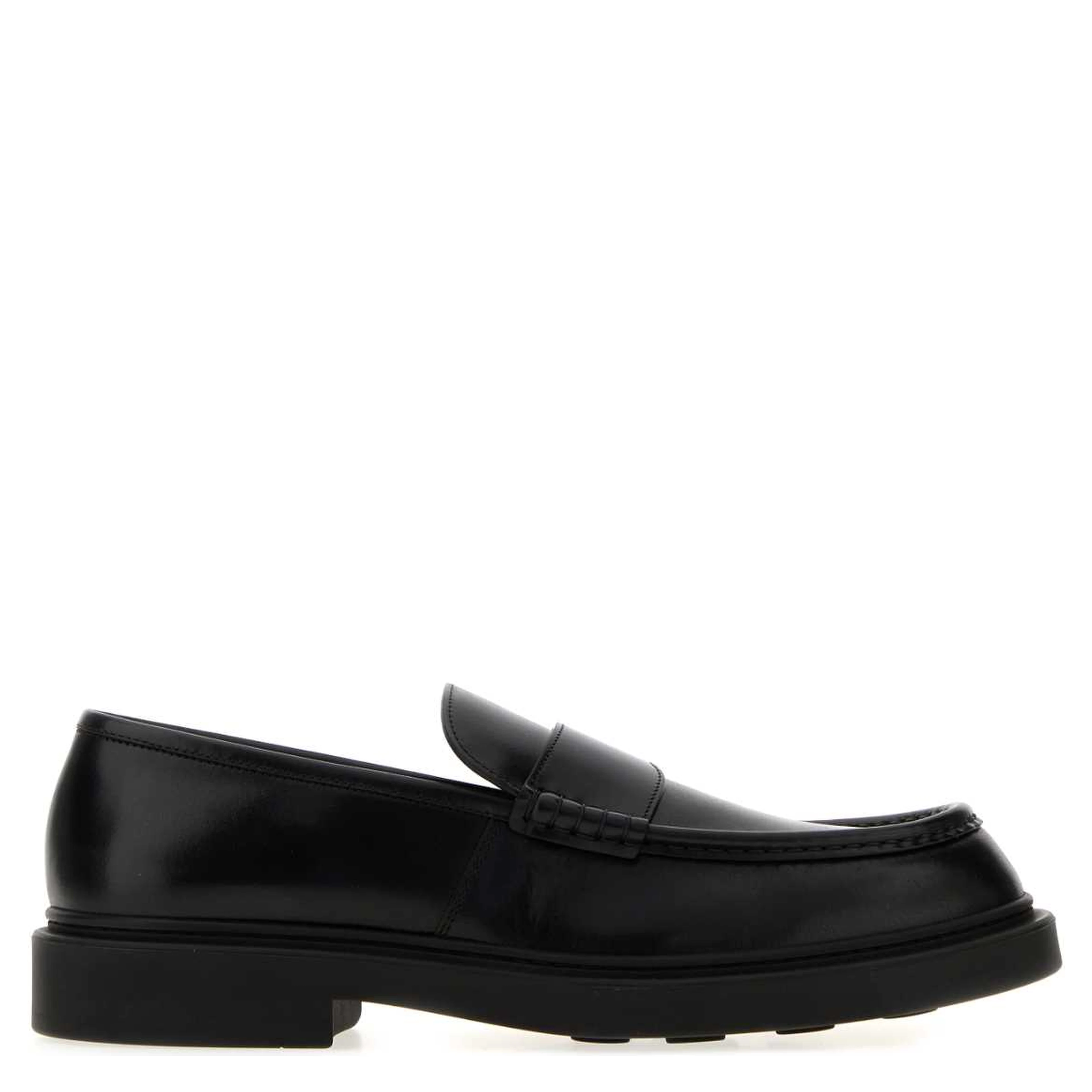 LOAFER