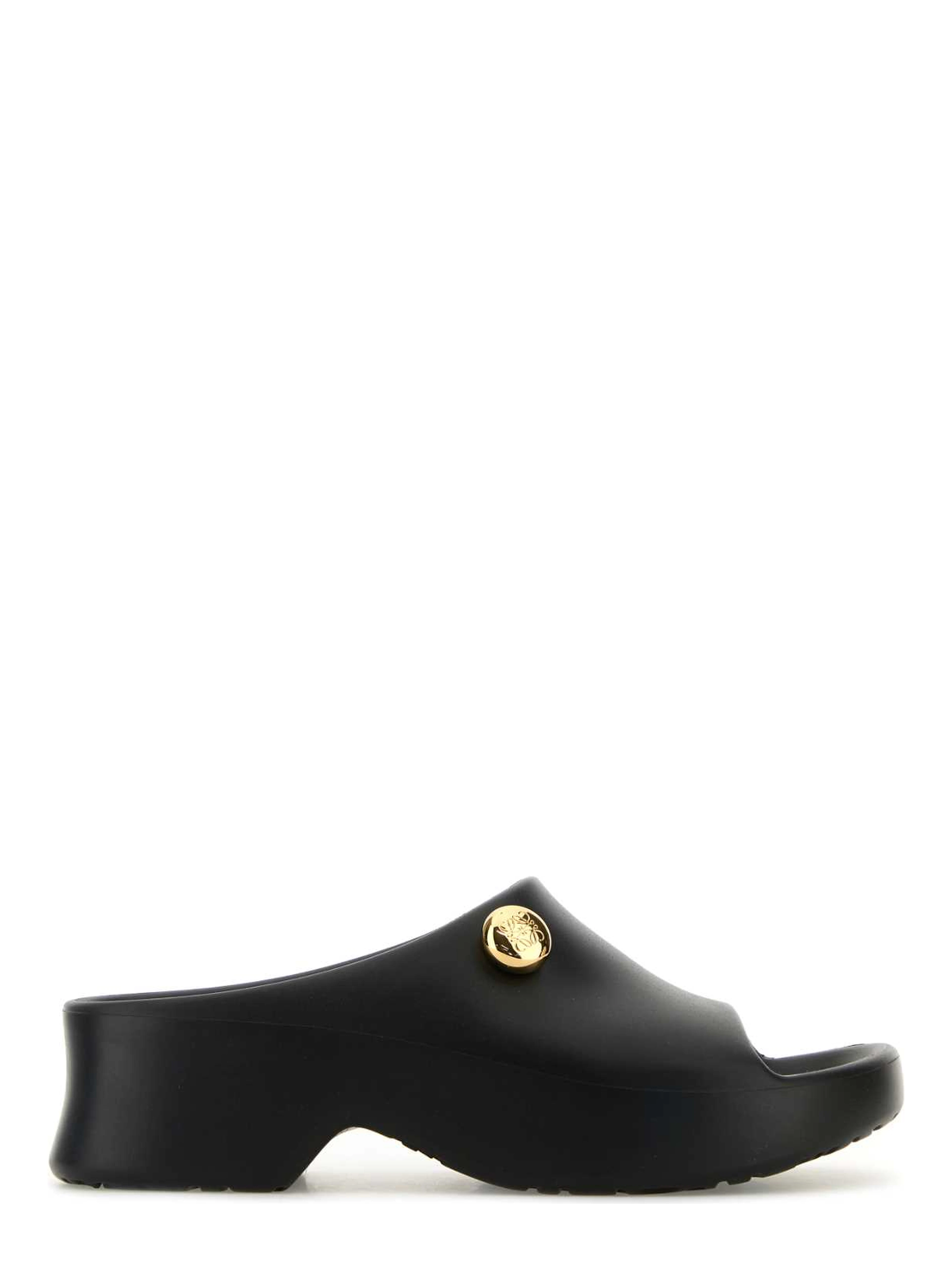 FOAM PEBBLE SLIDE